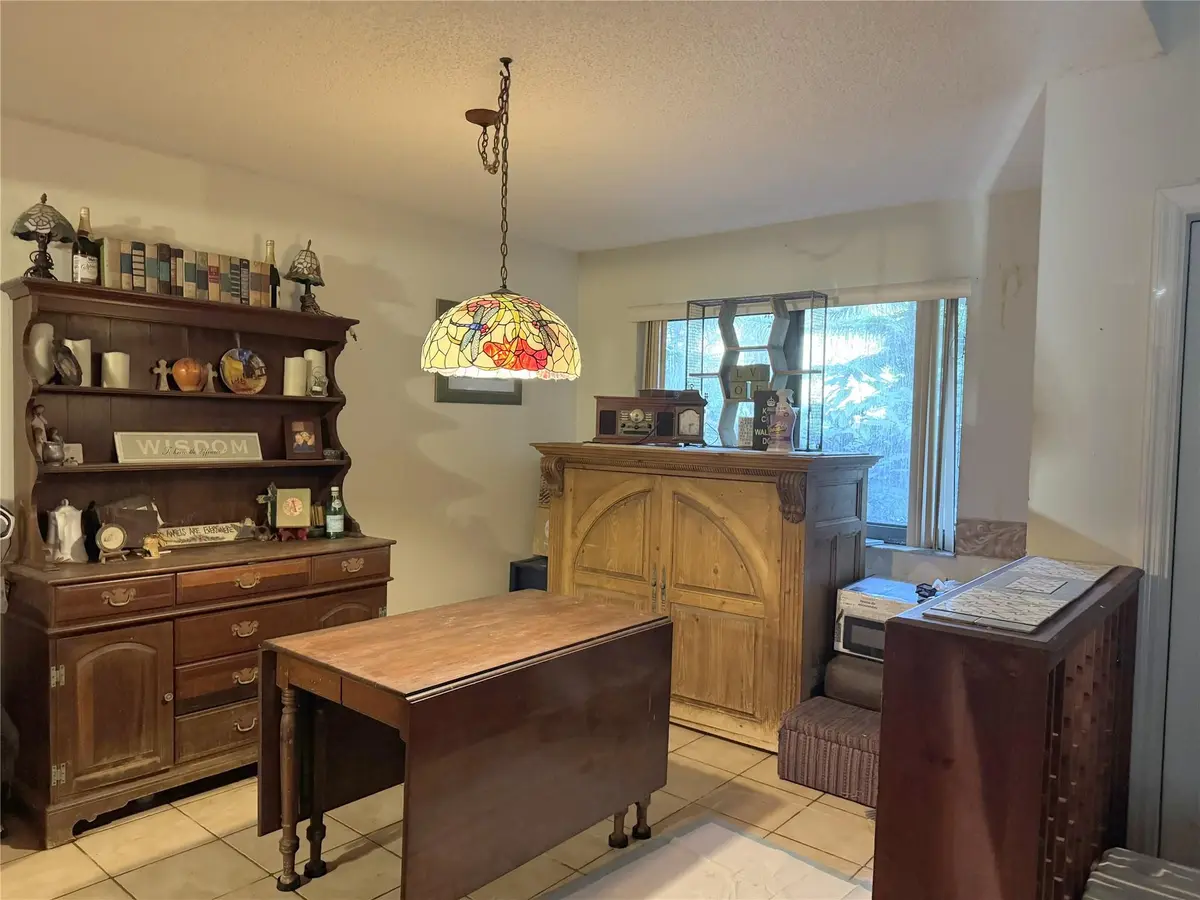 Photo 4 at 5911 SW 196th Lane, Southwest Ranches