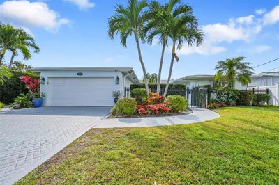 220 SE 10th Street, Pompano Beach – sold
