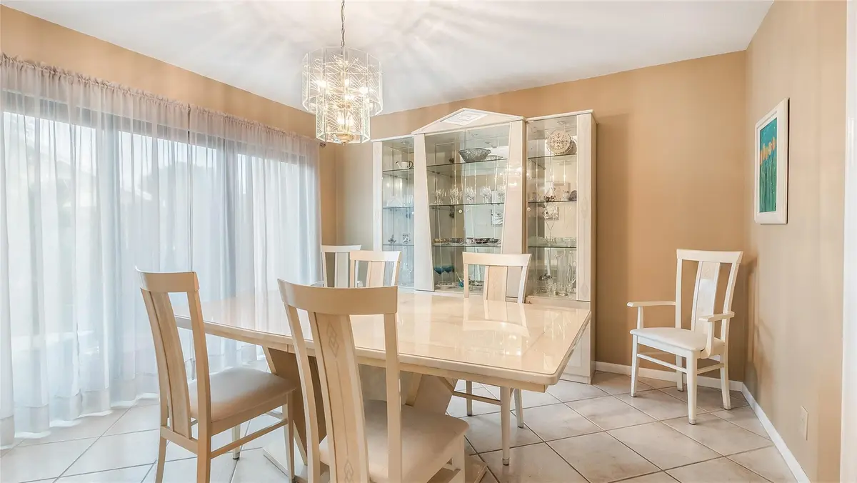 Formal Dining at 18337 104th Terrace, Boca Raton