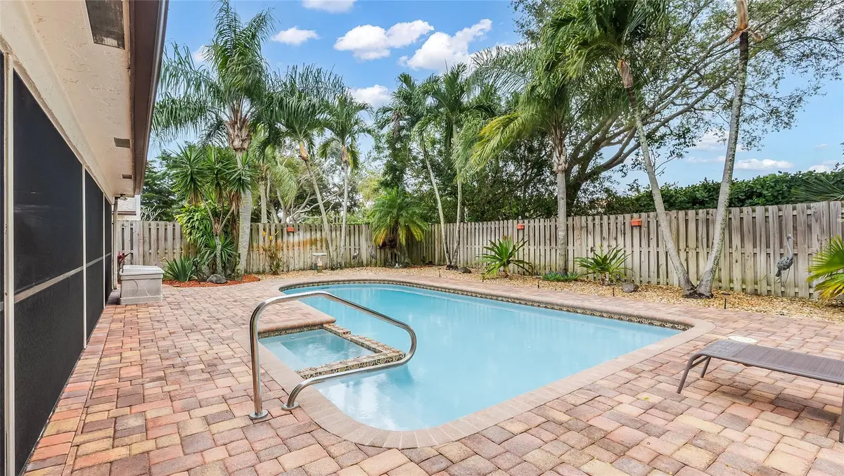 Salt Pool at 18337 104th Terrace, Boca Raton