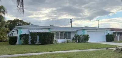 626 S Crescent Drive, Hollywood – Single Family Residence for sale