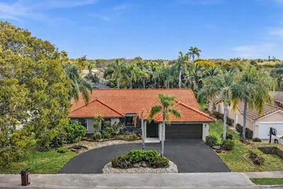 5355 N Springs Way, Coral Springs – sold