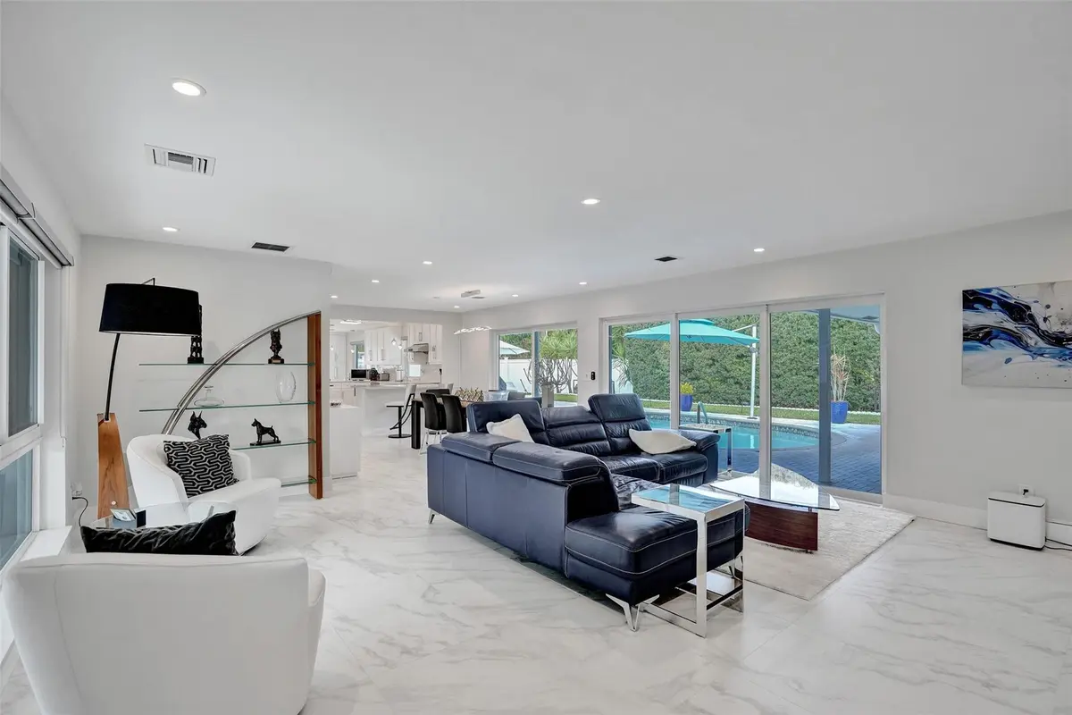 Photo 1 at 4104 NE 21st Avenue, Fort Lauderdale