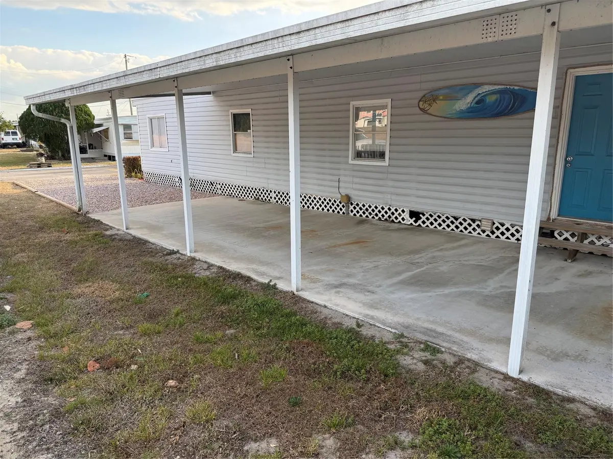 Photo 4 at 10885 SE Federal Highway 98, Hobe Sound