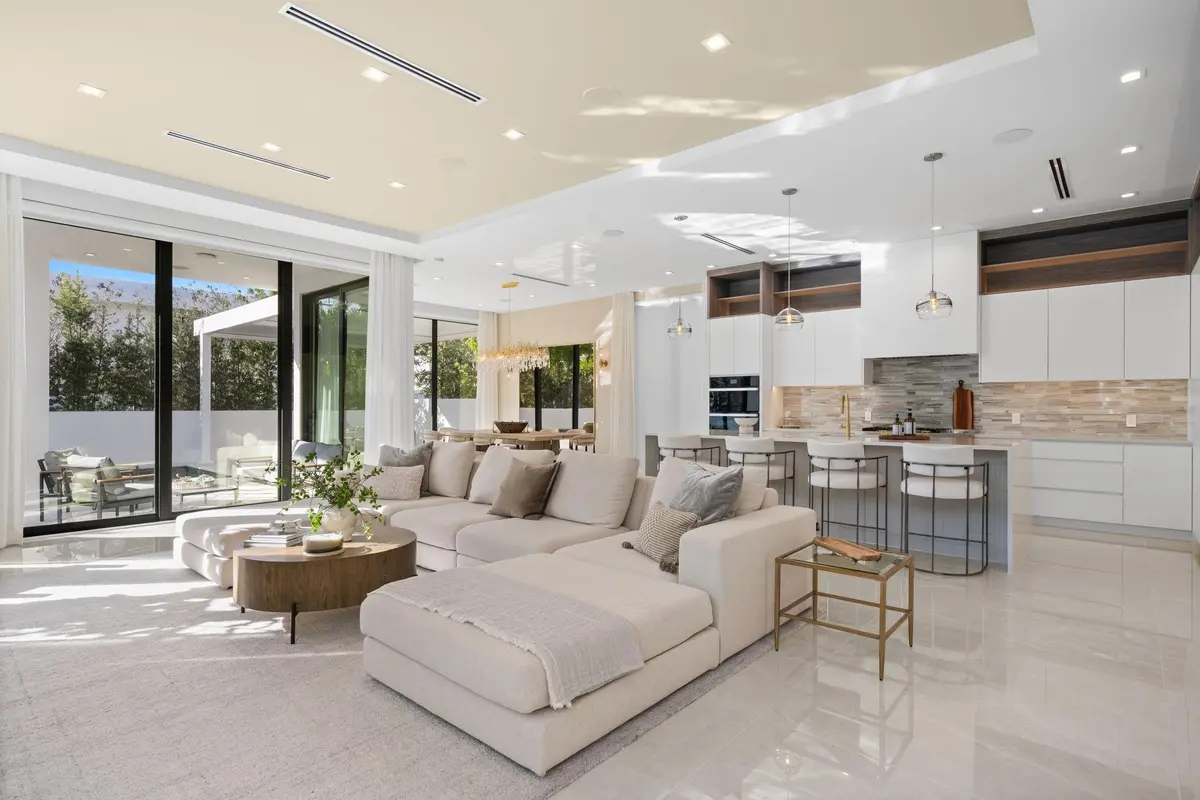 Photo 7 at 1111 SE 9th Avenue, Fort Lauderdale