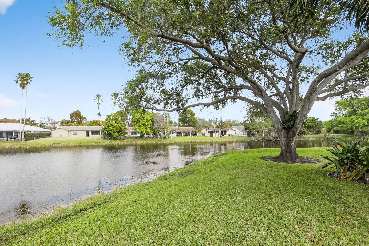 Photo 1 at 11477 NW 39th Court 307-1, Coral Springs