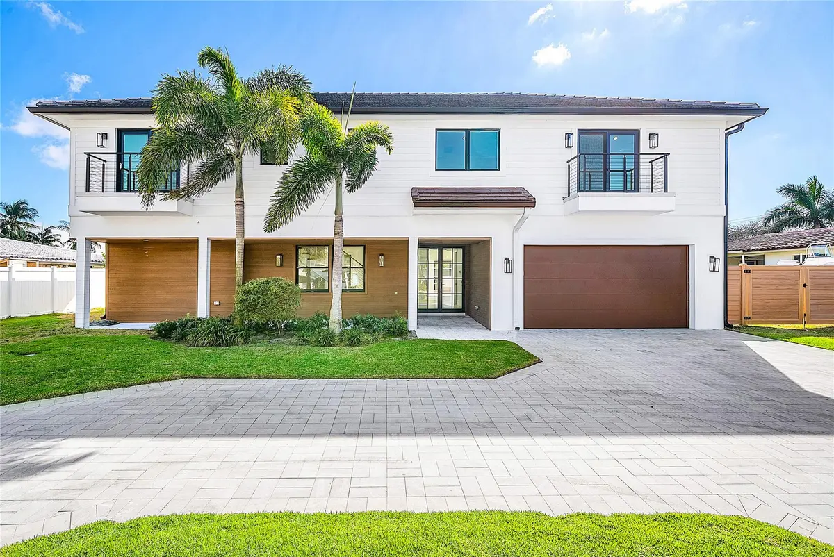 Photo 2 at 8 Leeward Circle, Jupiter