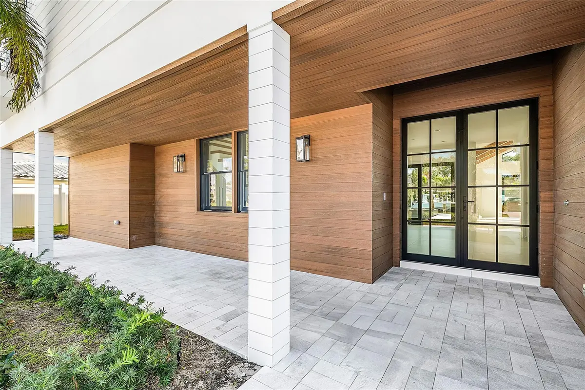 Photo 3 at 8 Leeward Circle, Jupiter