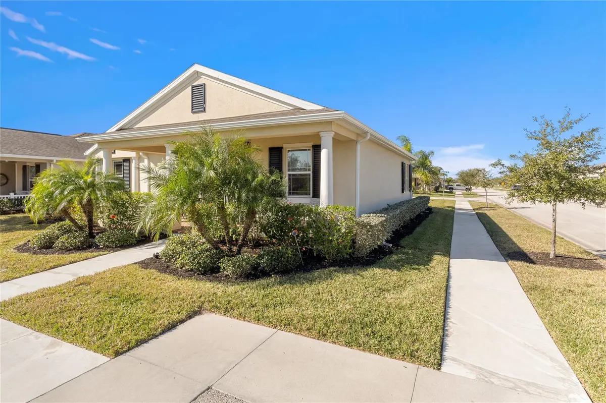 Photo 5 at 1420 Fortrose Drive, Vero Beach