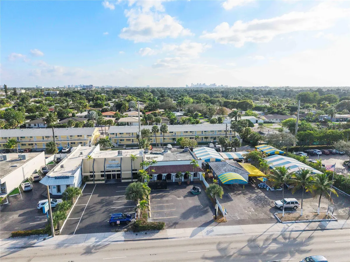Photo 5 at 1730 E Commercial Boulevard, Fort Lauderdale