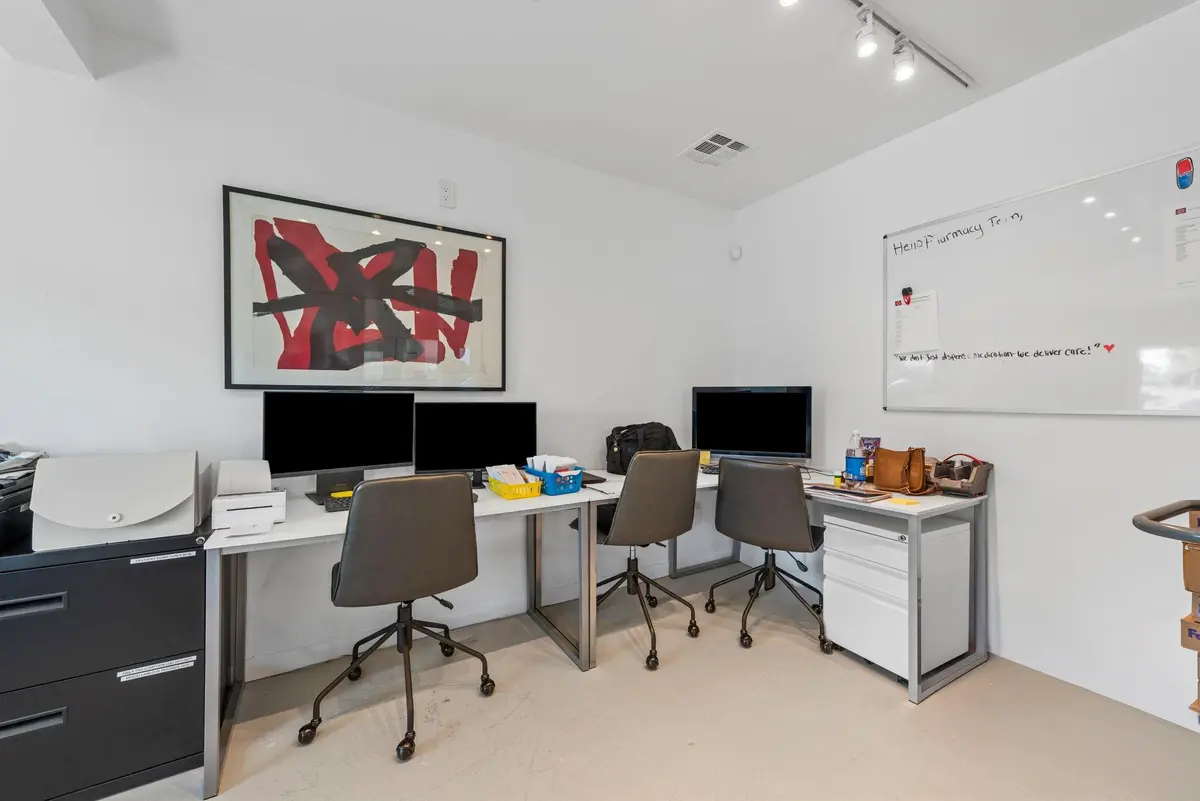 Photo 5 at 141 E Commercial Boulevard, Oakland Park