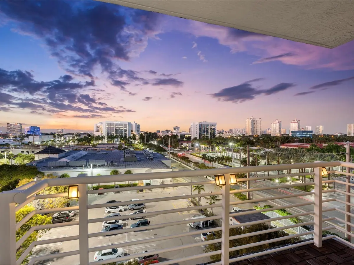 Photo 8 at 18800 NE 29th Avenue 704, Aventura