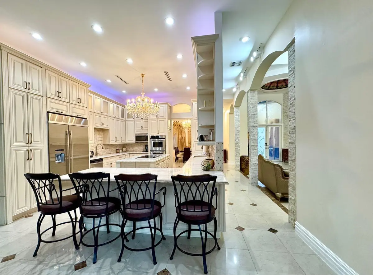 Photo 3 at 5981 SW 37th Terrace, Fort Lauderdale