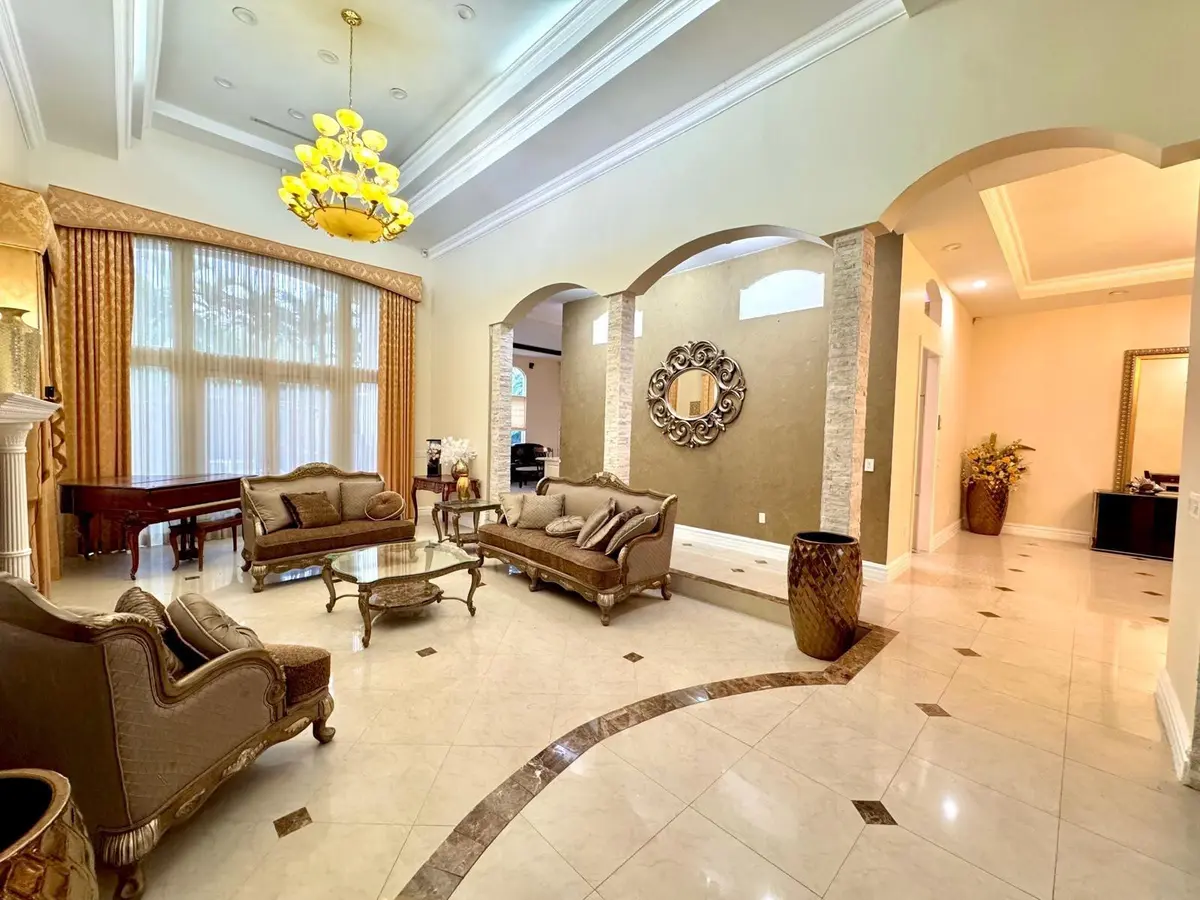 Photo 7 at 5981 SW 37th Terrace, Fort Lauderdale