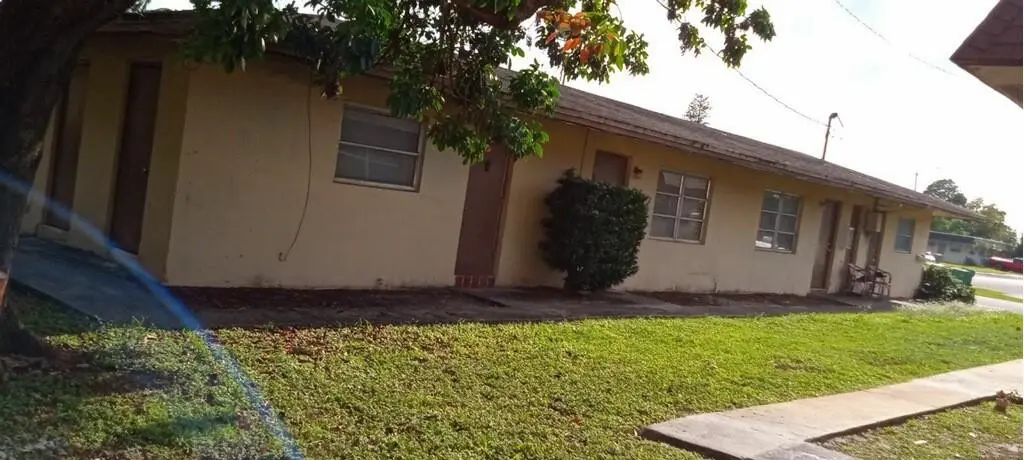 Photo 4 at 1856 NW 52nd Avenue, Lauderhill