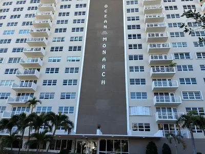 133 N Pompano Beach Boulevard 209, Pompano Beach – Condominium for rent