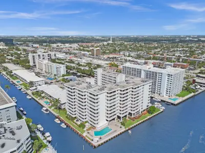 3100 NE 48th Street 617, Fort Lauderdale – sold