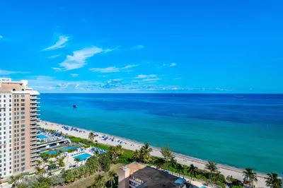 1950 S Ocean Drive 19f, Hallandale Beach – sold
