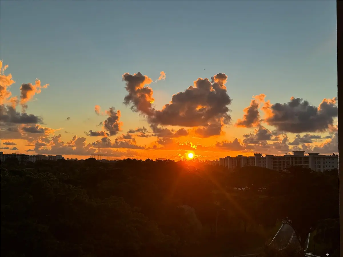 Photo 15 at 575 Oaks Lane 703, Pompano Beach
