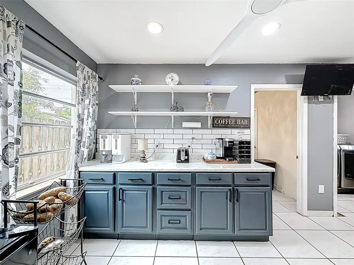 Photo 7 at 7141 Custer Street, Hollywood