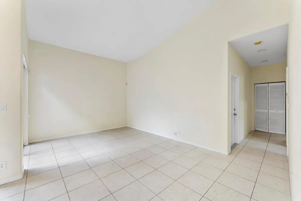 Photo 3 at 5728 NW 122nd Way, Coral Springs