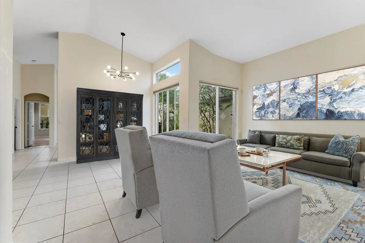 Virtually Staged at 5728 NW 122nd Way, Coral Springs
