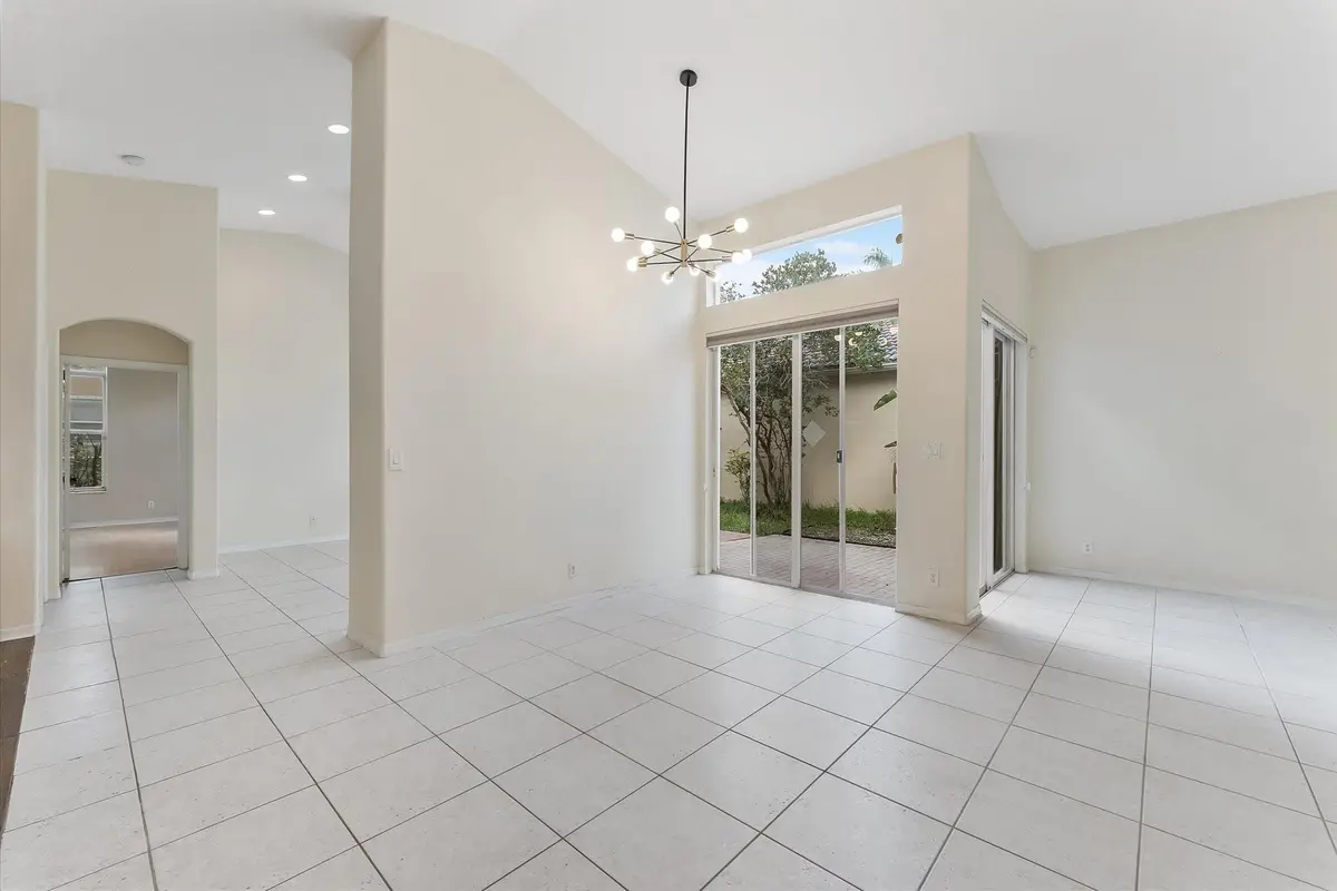 Photo 7 at 5728 NW 122nd Way, Coral Springs