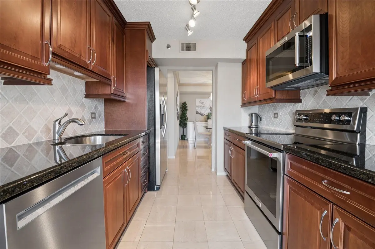 Photo 7 at 1201 S Ocean Drive 704s, Hollywood