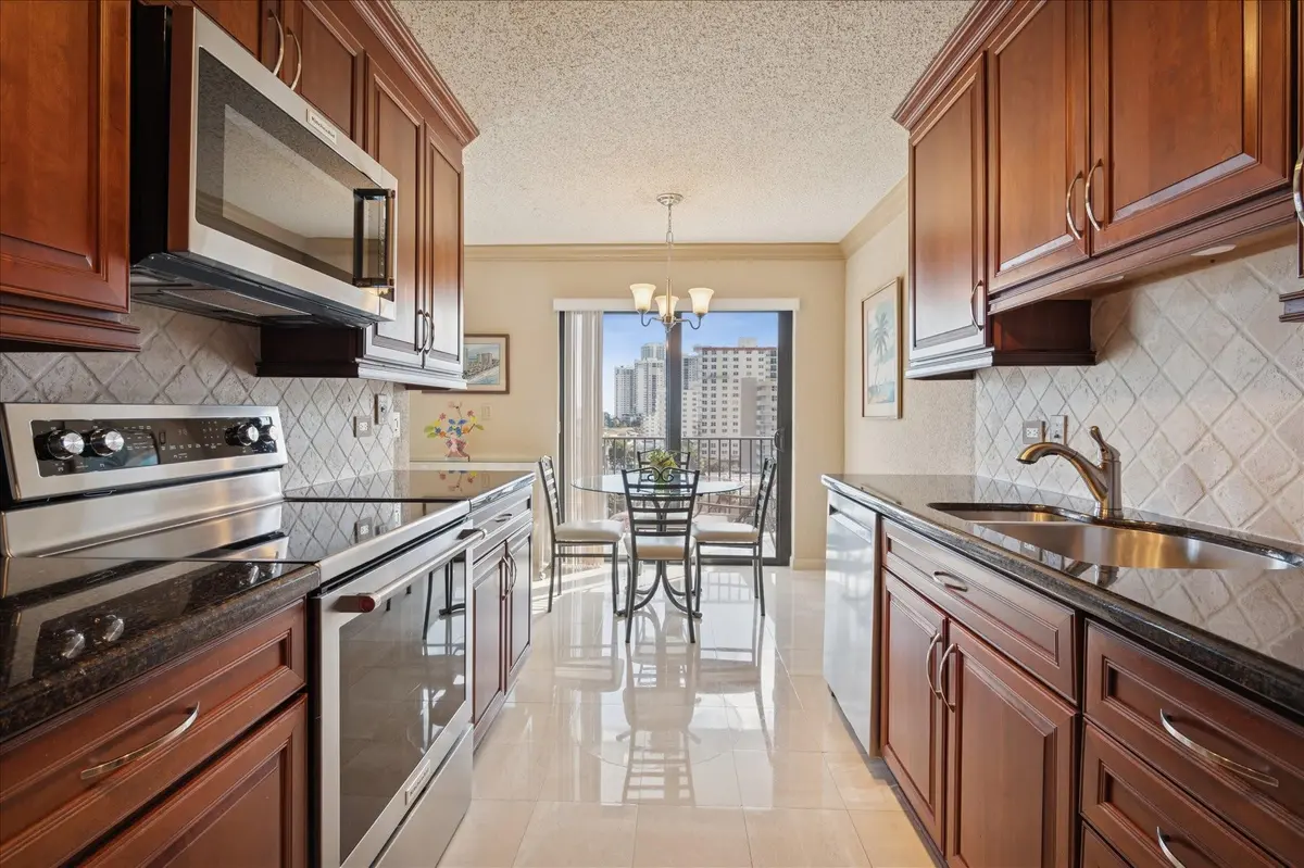 Photo 8 at 1201 S Ocean Drive 704s, Hollywood