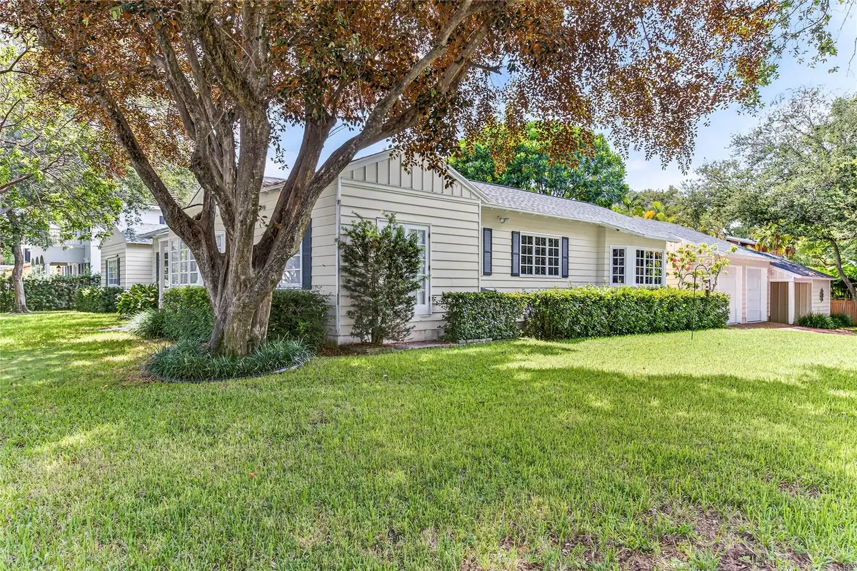 Photo 4 at 1017 SE 13th Terrace, Fort Lauderdale