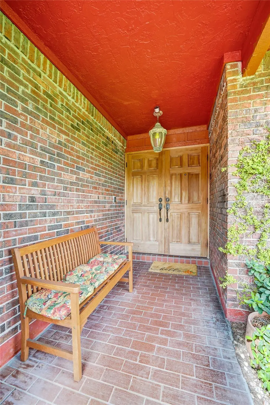 Photo 5 at 3440 E Point Drive, Cooper City