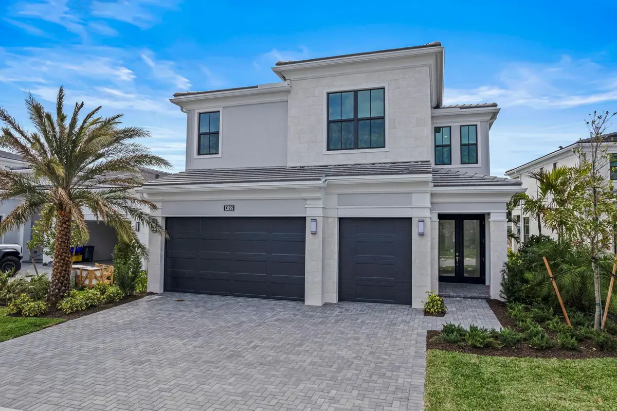 Photo 3 at 13199 Artisan Circle, Palm Beach Gardens