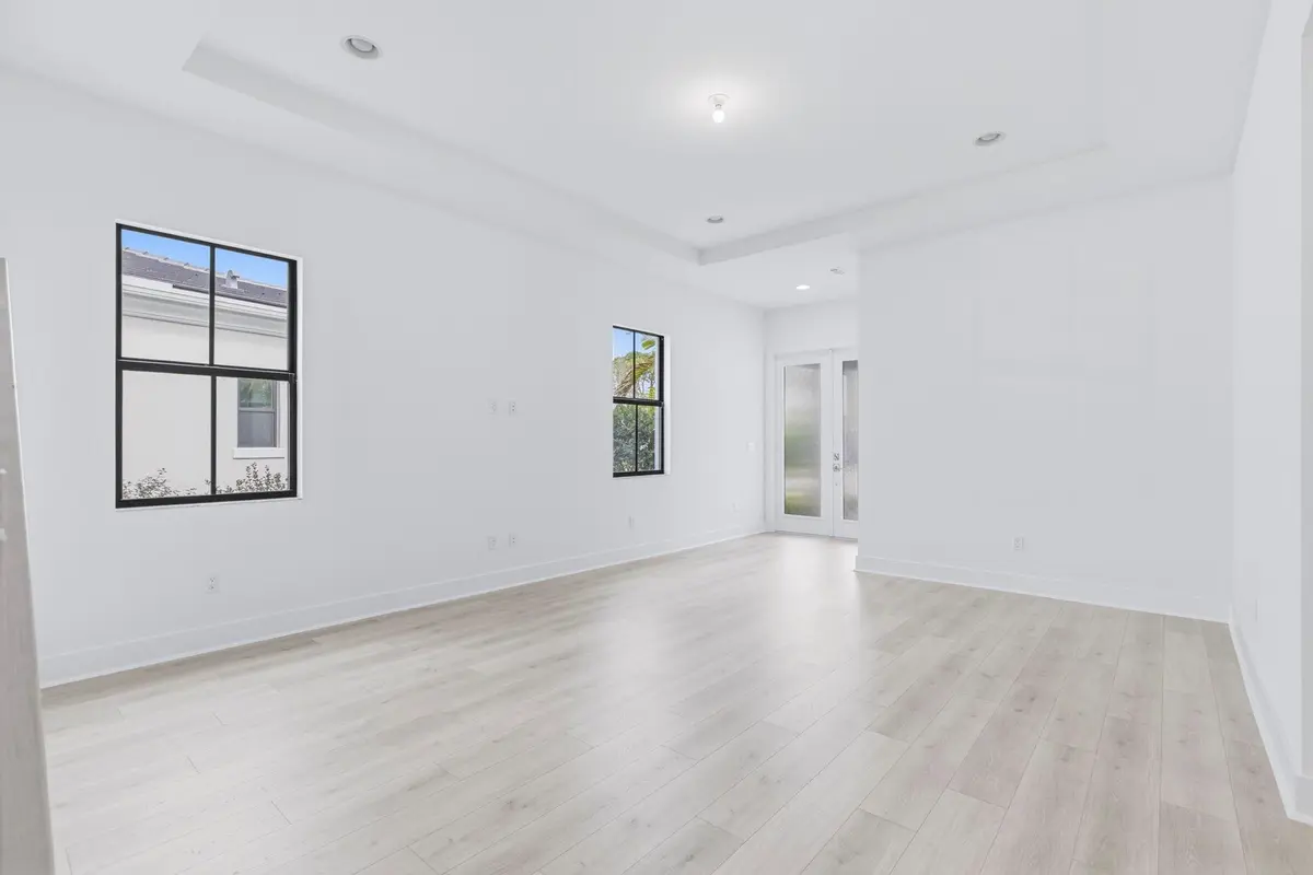 Photo 4 at 13199 Artisan Circle, Palm Beach Gardens