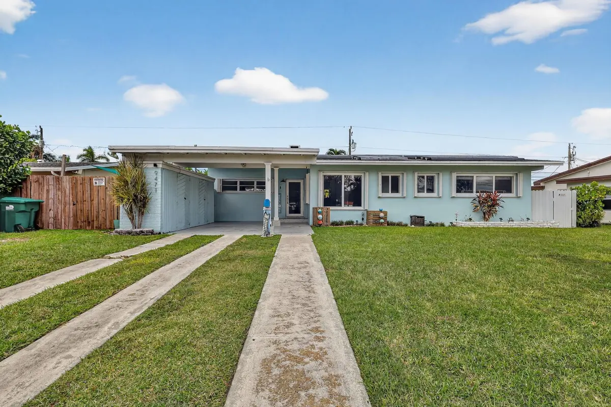 Photo 6 at 9471 Jamaica Drive, Cutler Bay