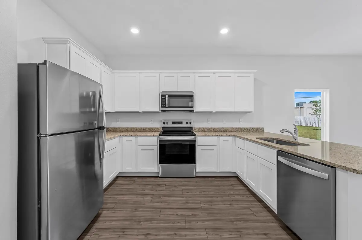 Photo 3 at 5604 Sunset Boulevard, Fort Pierce