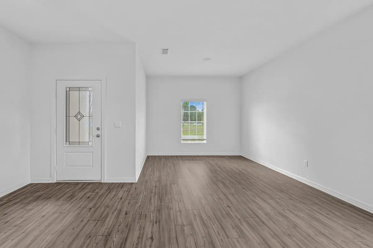 Photo 7 at 5604 Sunset Boulevard, Fort Pierce
