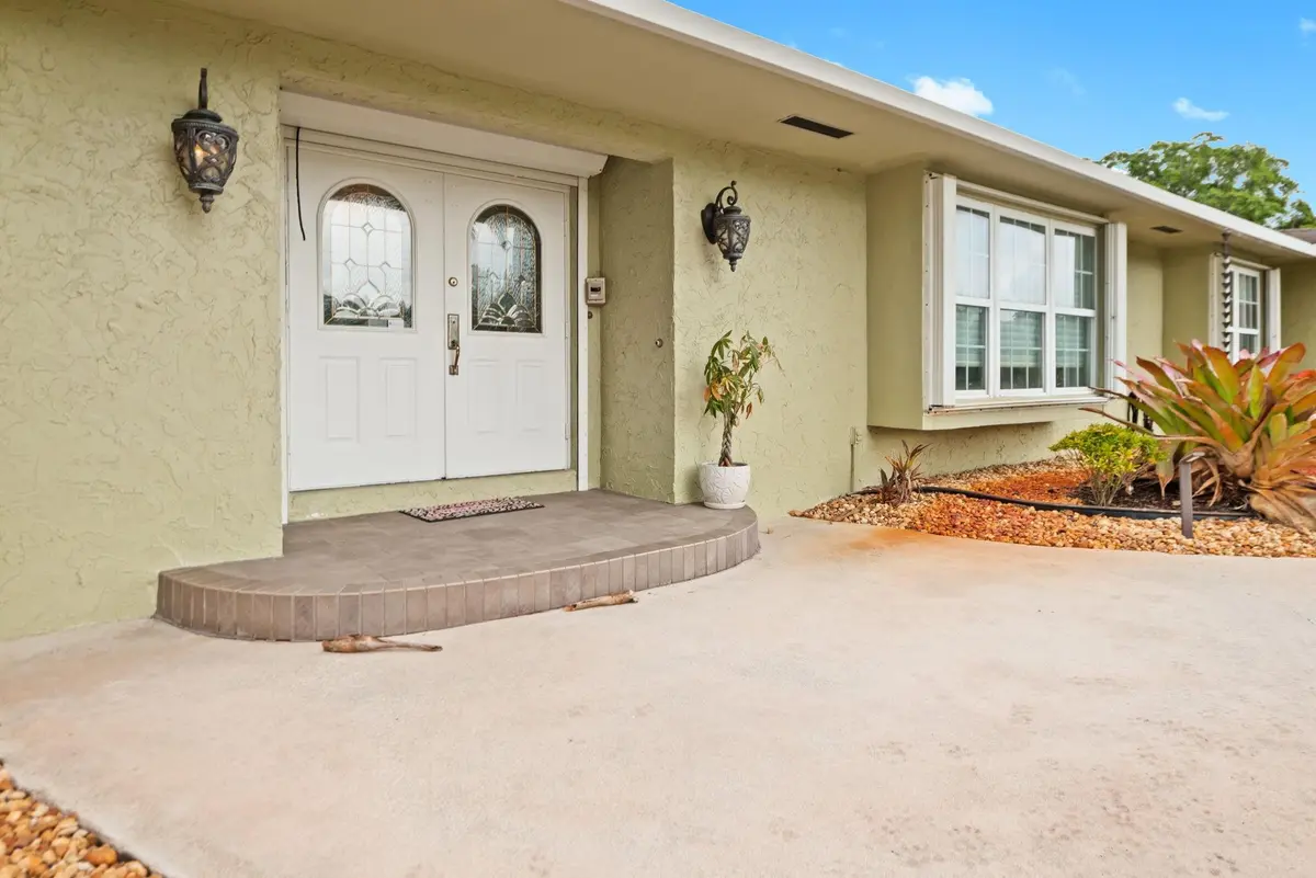 Photo 8 at 17501 SW 54th Street, Southwest Ranches