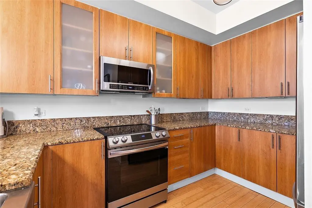 Photo 5 at 2633 NE 14th Avenue 112, Wilton Manors