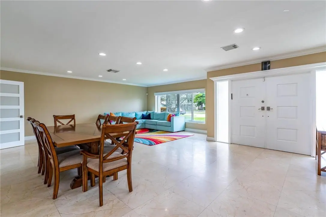 Photo 5 at 4000 N 41st Court, Hollywood