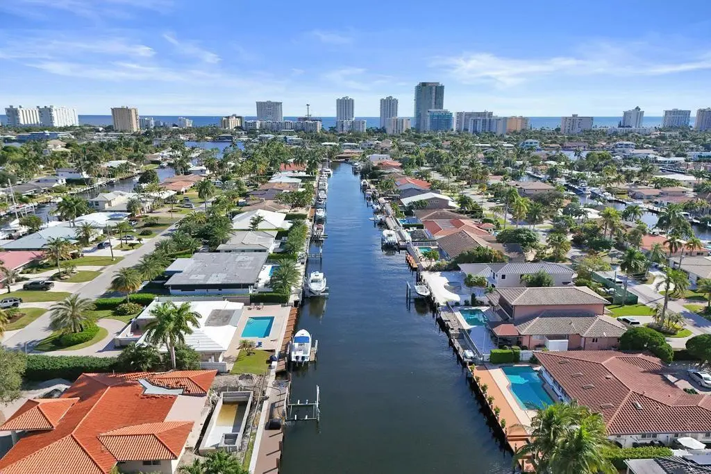 Photo 7 at 840 SE 22nd Avenue, Pompano Beach