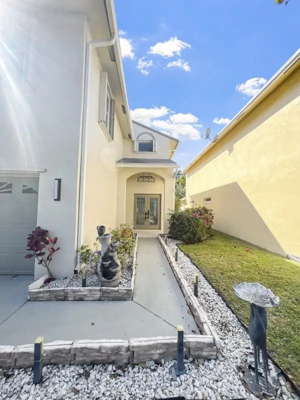 Photo 2 at 2311 NW 39th Terrace, Coconut Creek