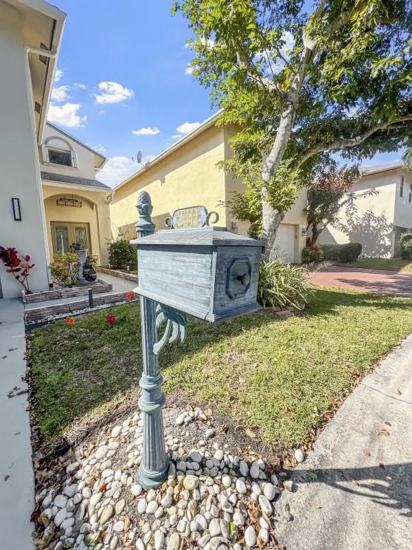 Photo 3 at 2311 NW 39th Terrace, Coconut Creek
