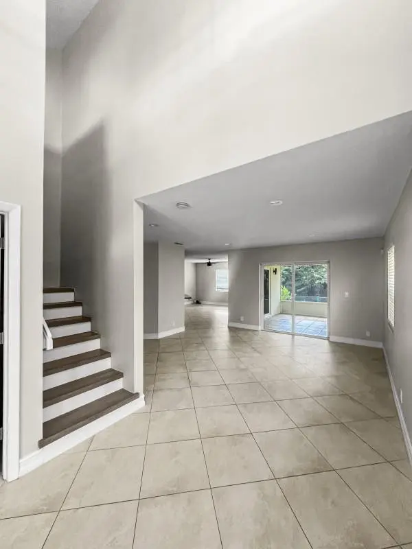 Photo 5 at 2311 NW 39th Terrace, Coconut Creek