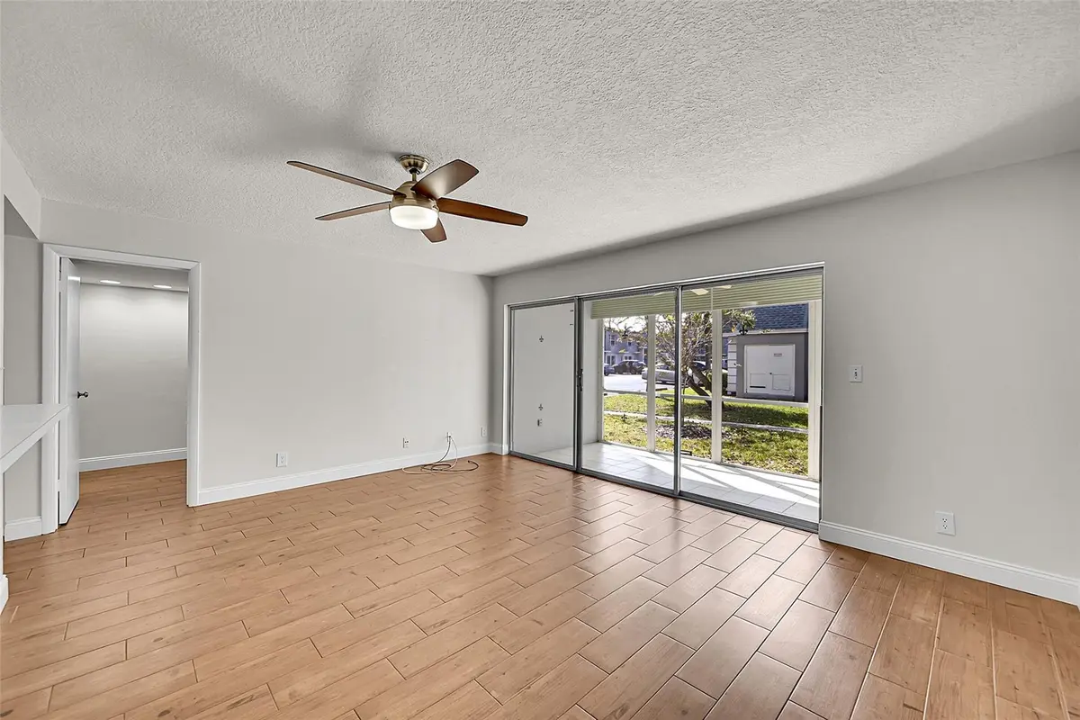 Photo 10 at 428 NW 70th Avenue 140, Plantation