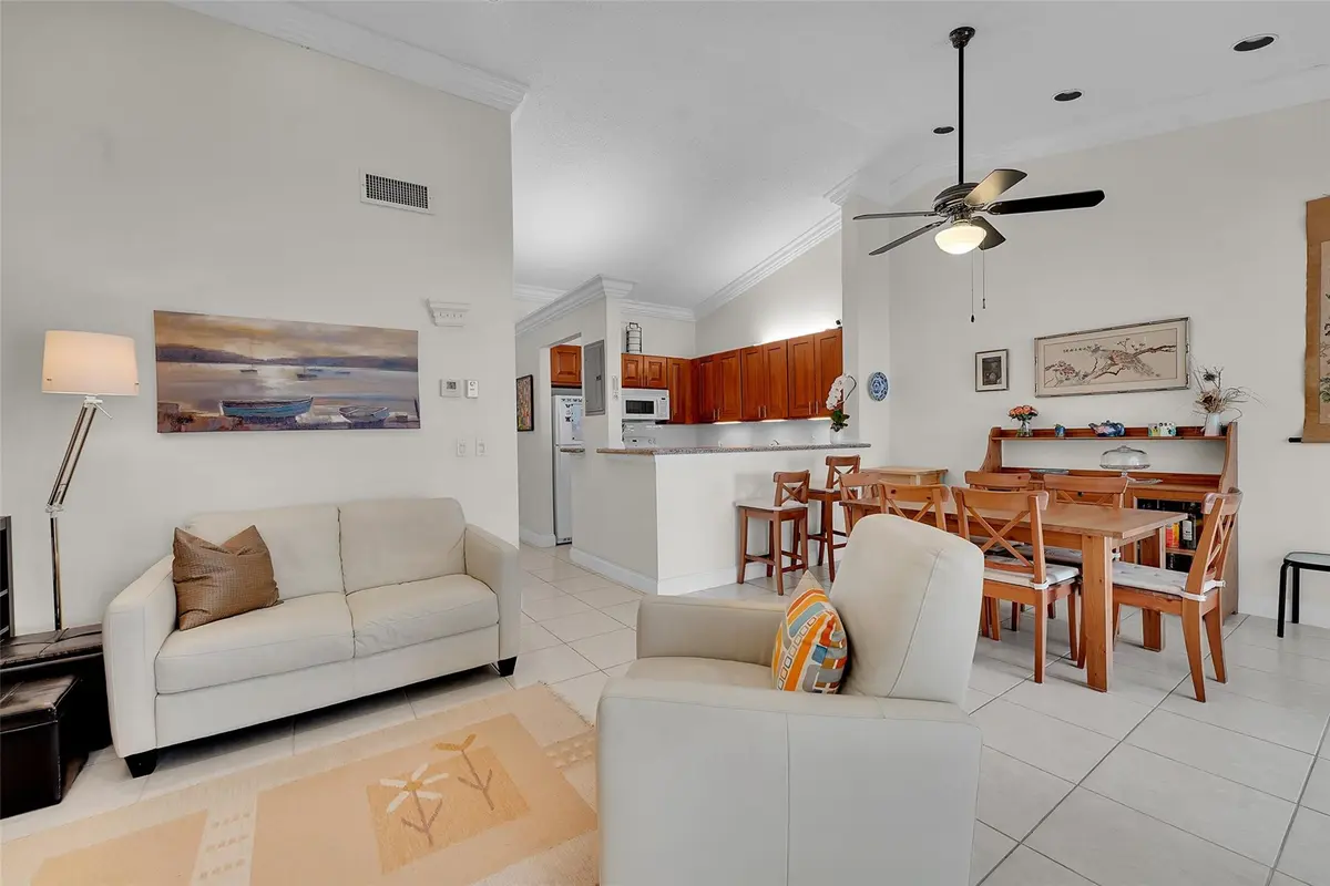 Photo 8 at 808 Republic Court 808, Deerfield Beach