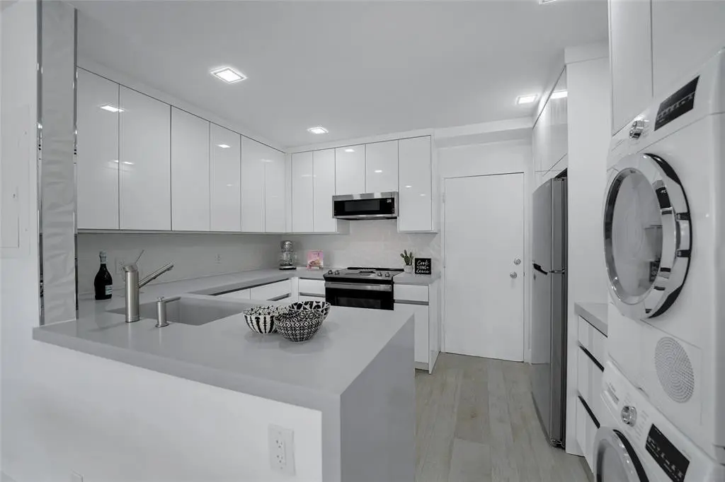 Photo 7 at 3550 Galt Ocean Drive 208, Fort Lauderdale