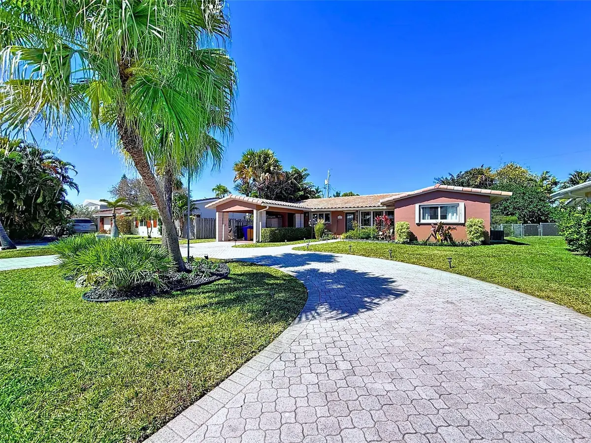 Photo 3 at 241 Corsair Avenue, Lauderdale-By-The-Sea