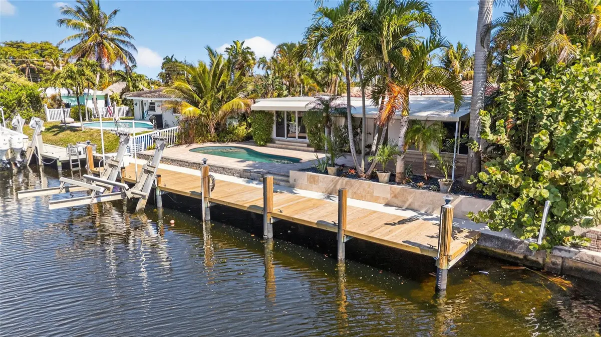 Photo 6 at 601 SE 5th Terrace, Pompano Beach
