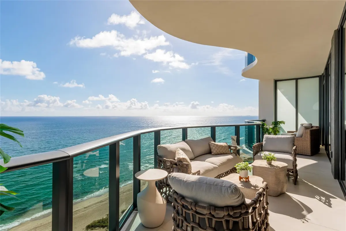 Breathtaking views at 900 N Ocean Boulevard LPH05, Pompano Beach