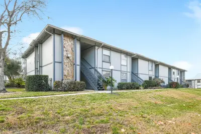 8163 SE Croft Circle C-5, Hobe Sound – Condominium for sale
